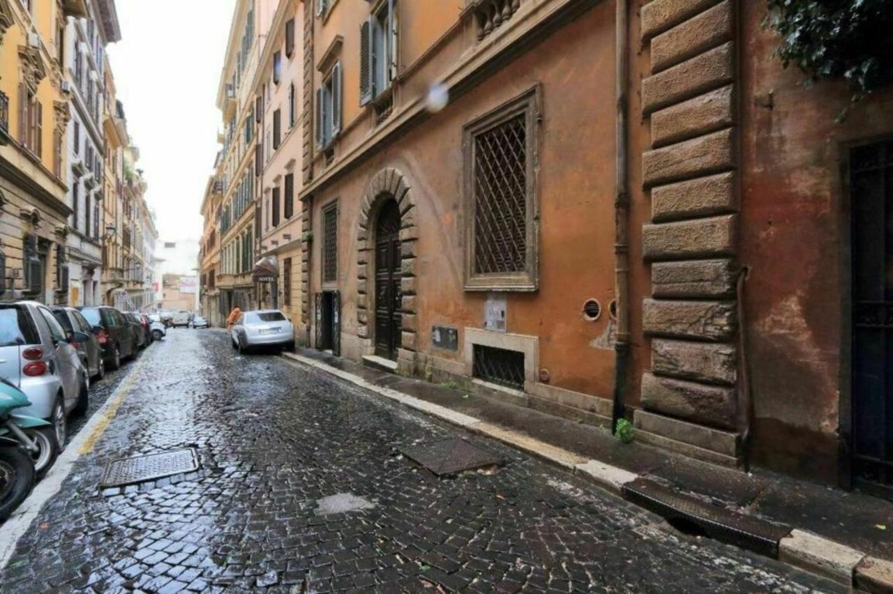 Studio Apt In Rome City Centre Via Gregoriana By Halldis Екстериор снимка